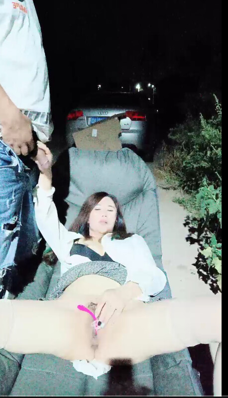 奥迪车主带人妻少妇户外偷情直播啪啪，全程露脸